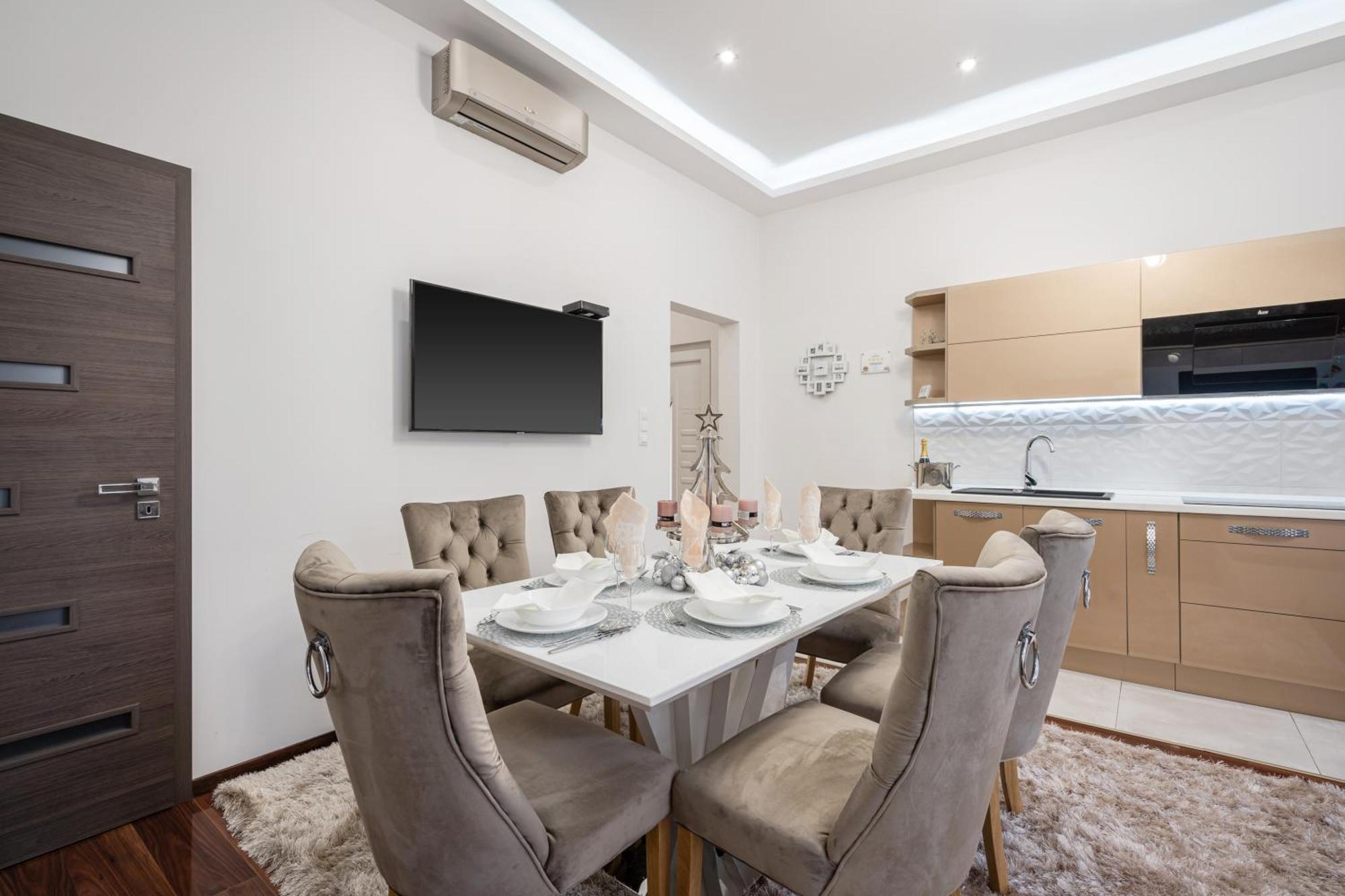 Centrum Opera Luxury Apartment With Free Garage Budapest Luaran gambar